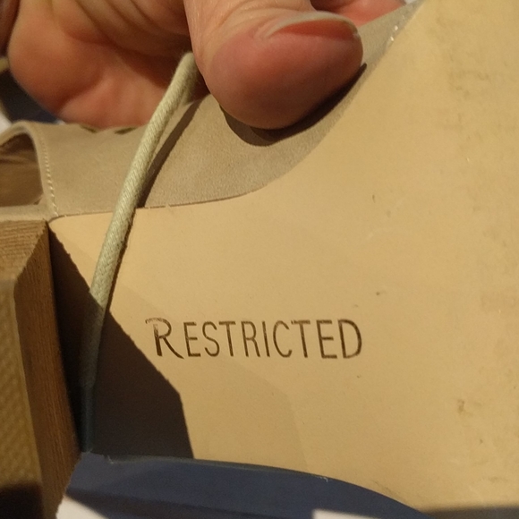 Beige sandals by Restricted 🌸🌸👠 - Picture 6 of 6